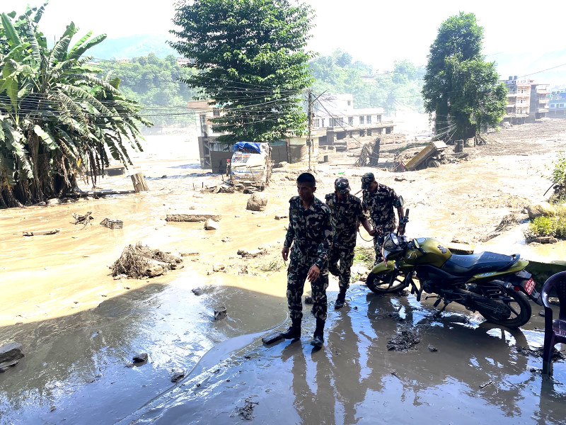 बाढीका कारण १६२ जनाको ज्यान गएको पुष्टी, बेपत्ताको खोजी चल्दै